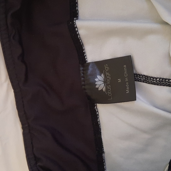 Butterfly leggings - Picture 3 of 4